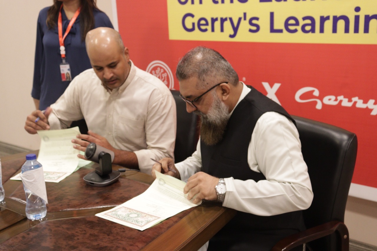 MOU Signs with grays